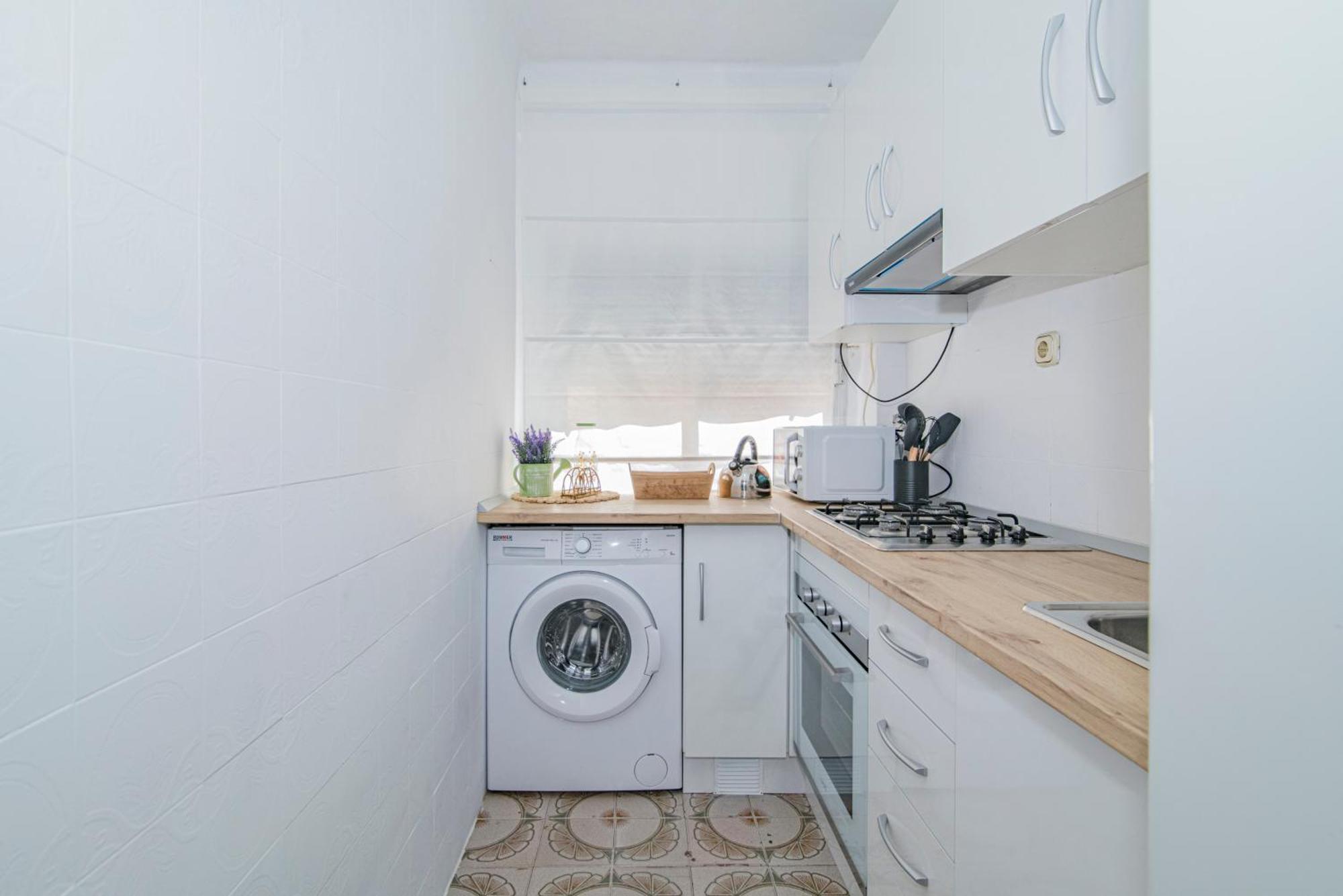 Delfin Retreat Con Terraza Junto A Parada De Metro Гранада Екстериор снимка
