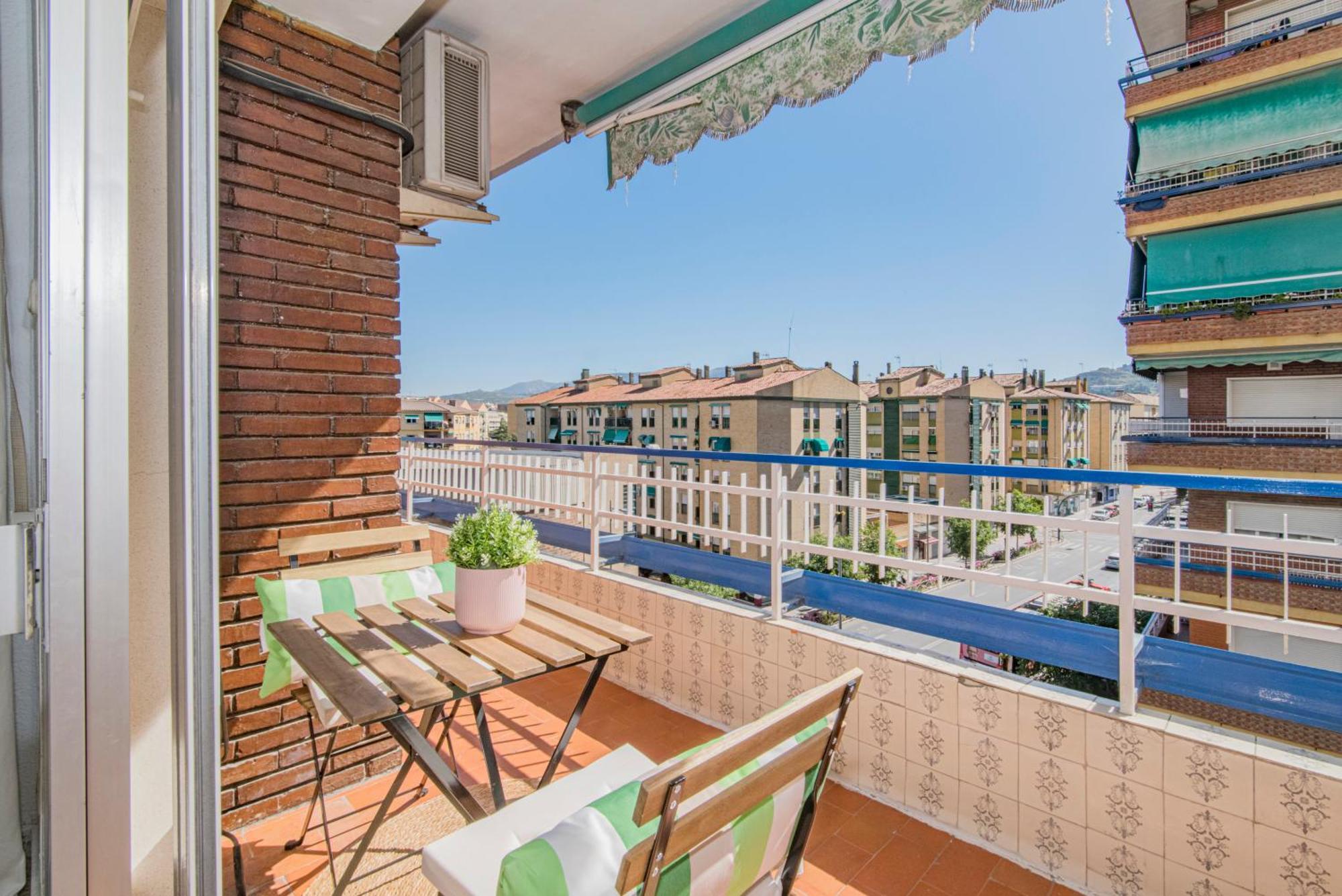 Delfin Retreat Con Terraza Junto A Parada De Metro Гранада Екстериор снимка